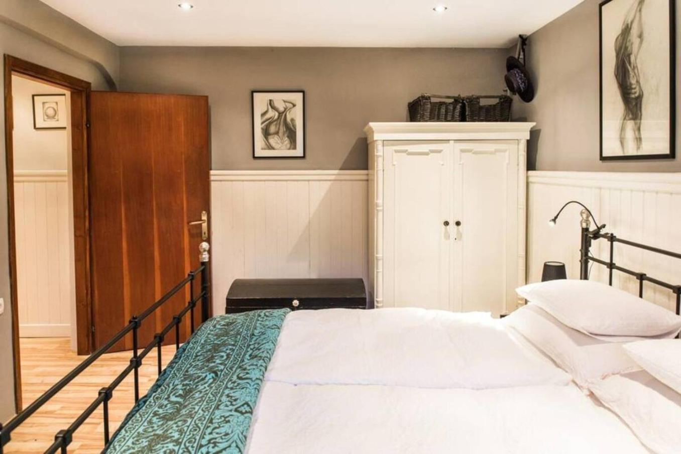 House Maharac With 3 Apartments Till 18 Persons Kamno Ngoại thất bức ảnh