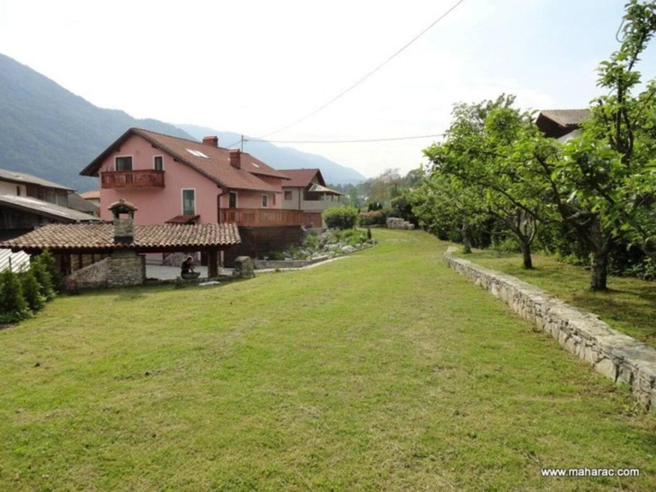 House Maharac With 3 Apartments Till 18 Persons Kamno Ngoại thất bức ảnh
